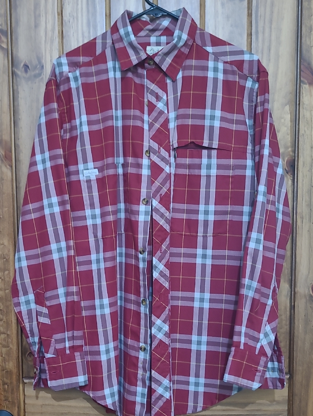 Cabela's Men's Red Plaid Button-Up Shirt Wuth Conceal Carry Zippered Pocket